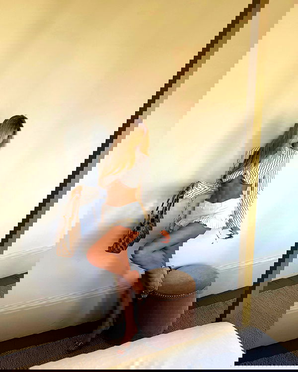 victoriaturnerr image ~ Altpins