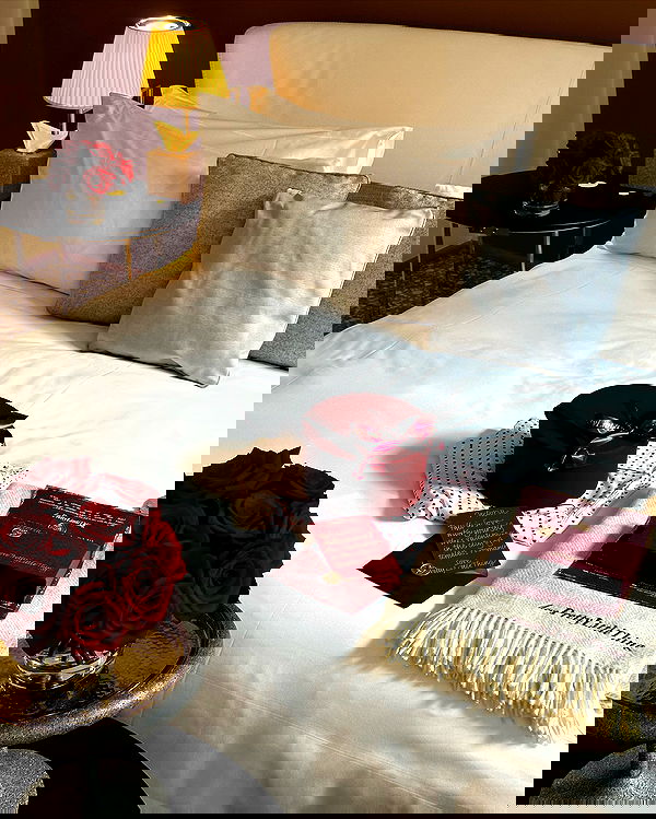 victoriaturnerr image ~ Altpins