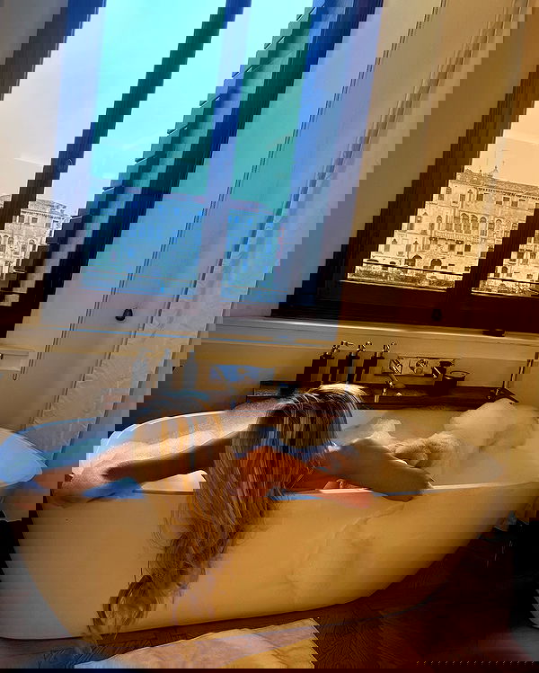 victoriaturnerr image ~ Altpins