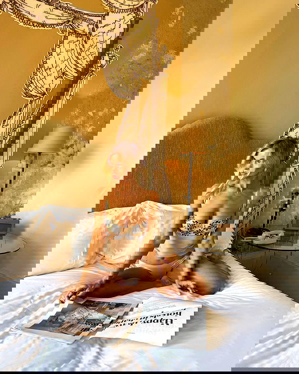 victoriaturnerr image ~ Altpins