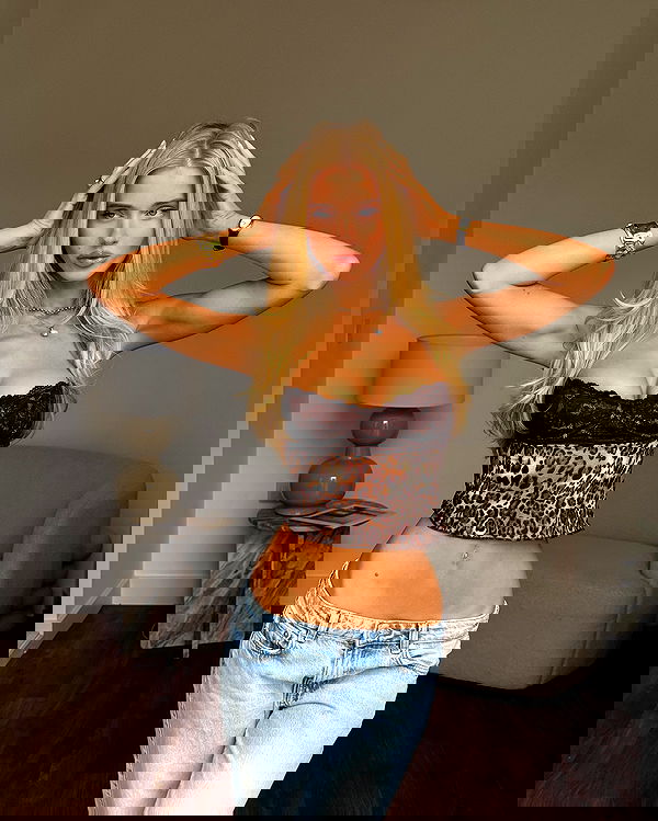 victoriaturnerr image ~ Altpins