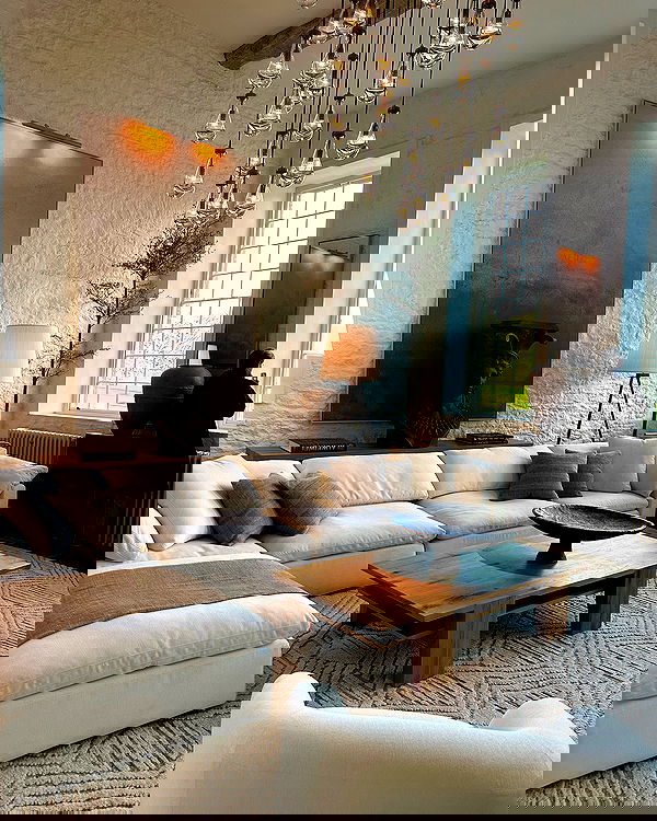 victoriaturnerr image ~ Altpins