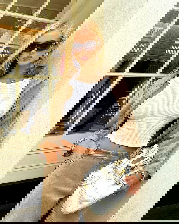 victoriaturnerr image ~ Altpins