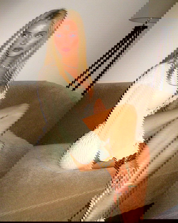 victoriaturnerr image ~ Altpins