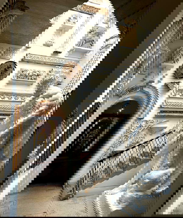 victoriaturnerr image ~ Altpins