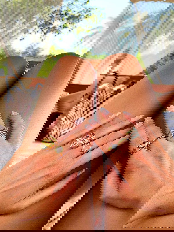 victoriaturnerr image ~ Altpins