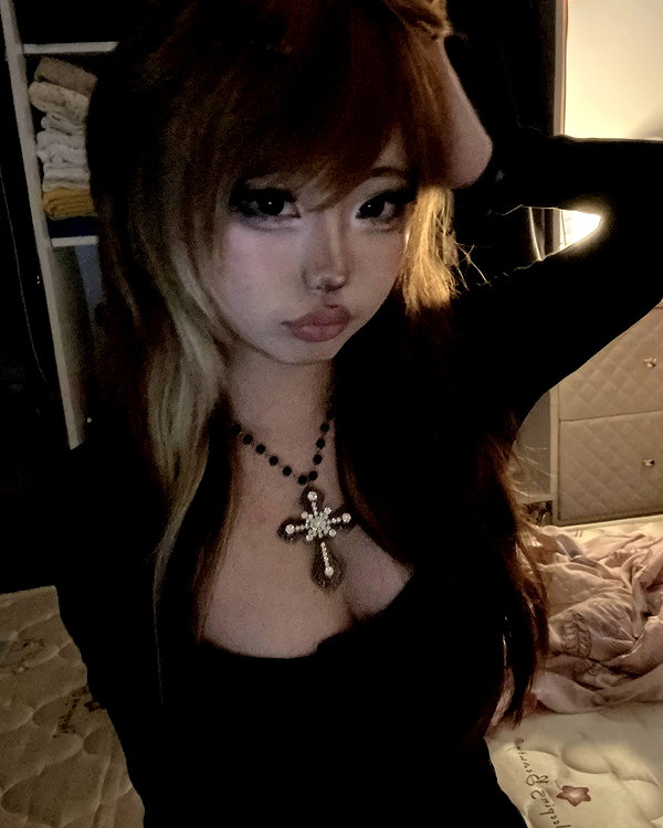 vixeniaaa instagram image archive image