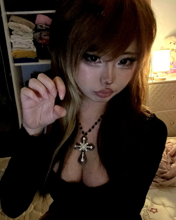 vixeniaaa instagram image archive image