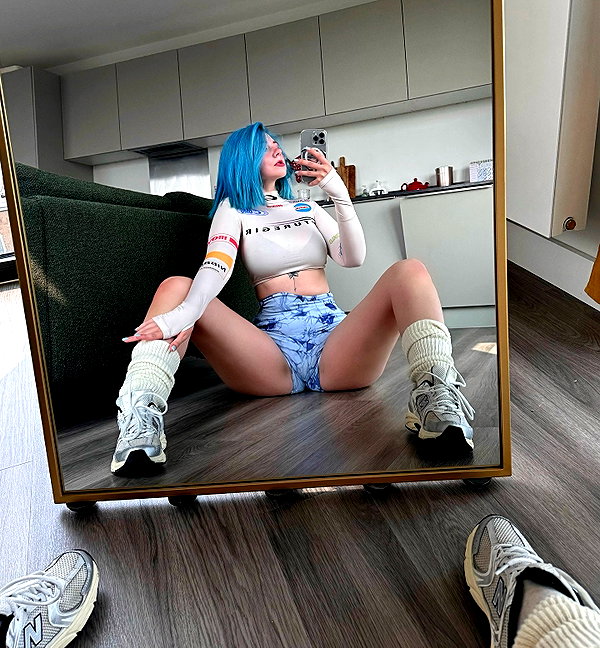 vixenp_ instagram image archive image