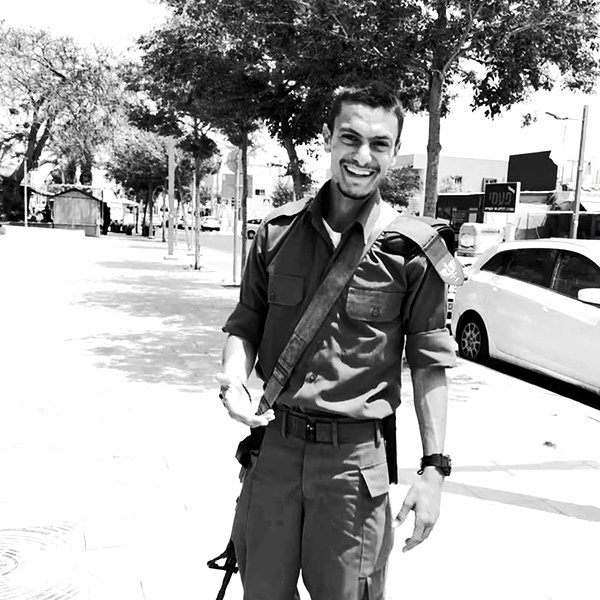 vladi_peacenlove vladi_peacenlove archive image