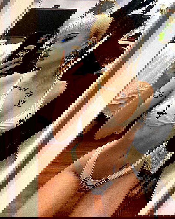 vwnrottie vwnrottie archive image