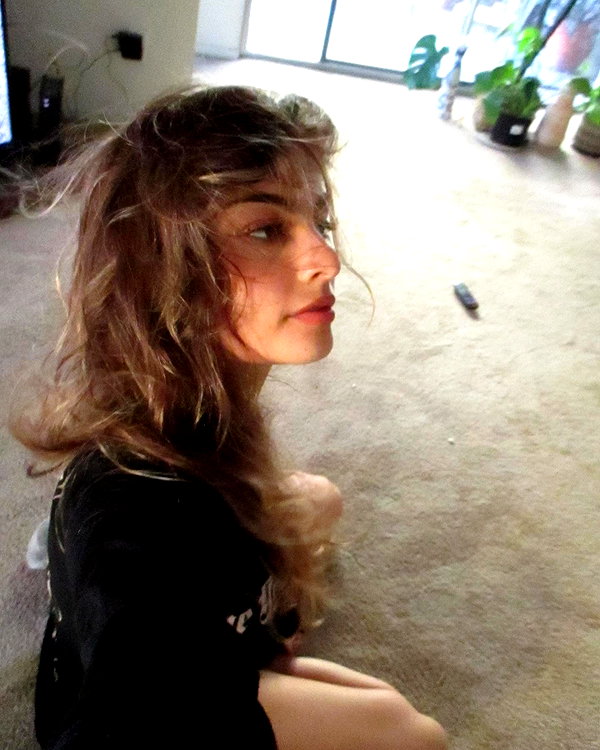 vy1ette instagram image archive image