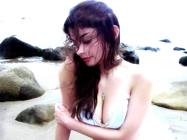 vy1ette instagram image archive image