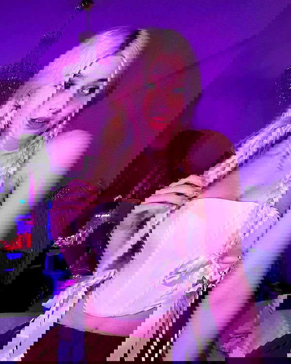 whylollycry whylollycry archive image