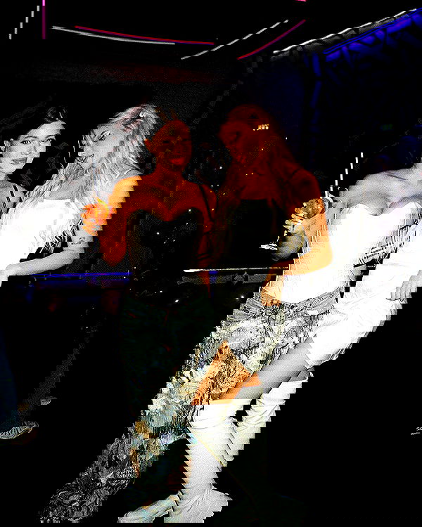 whylollycry whylollycry archive image