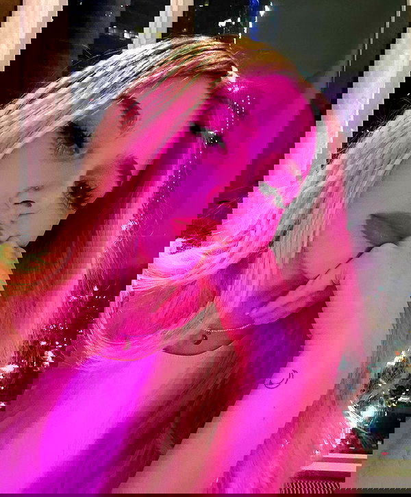 whylollycry whylollycry archive image