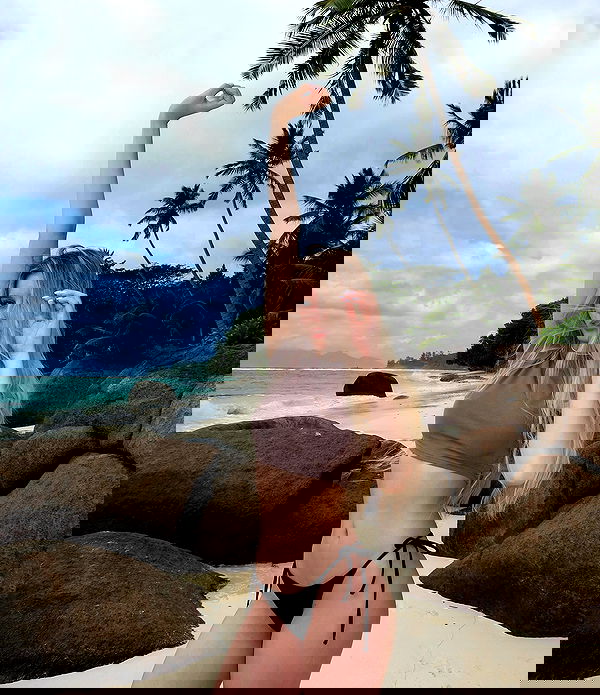 whylollycry whylollycry archive image