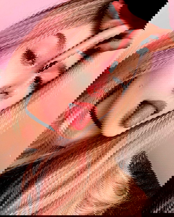 whylollycry whylollycry archive image