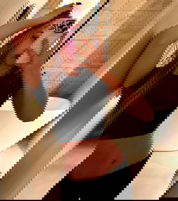 whylollycry whylollycry archive image