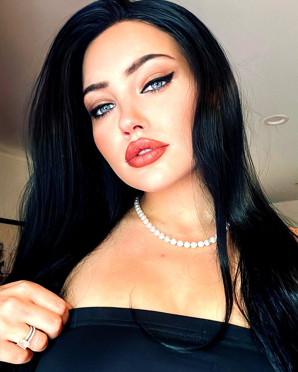 willowwbarbie instagram image archive image