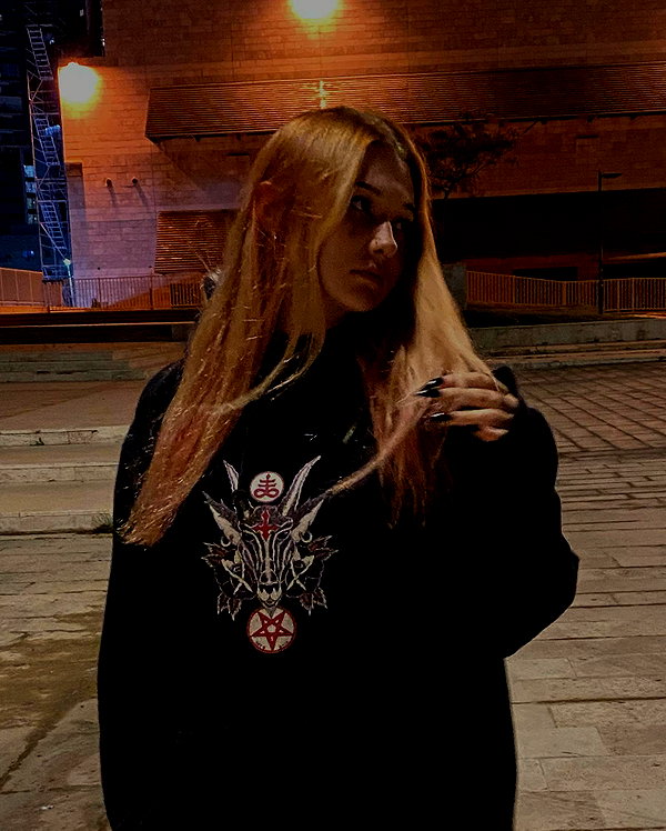 x.angelzk x.angelzk archive image