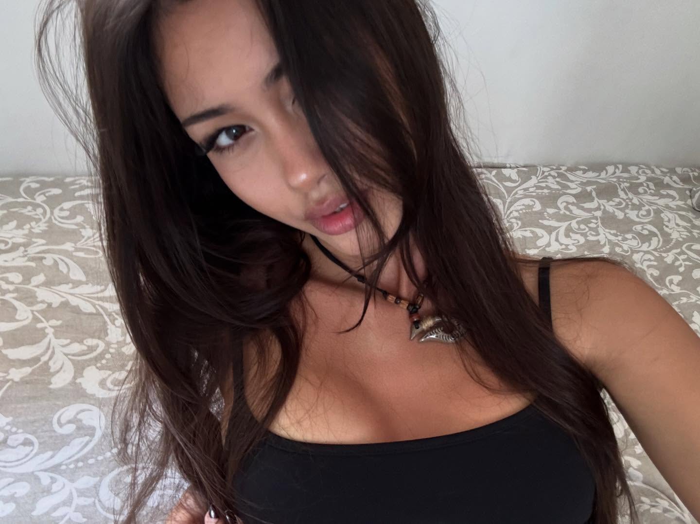 xeiyza instagram image archive image