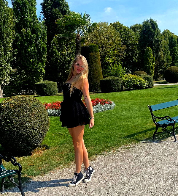 yana_esa instagram image archive image
