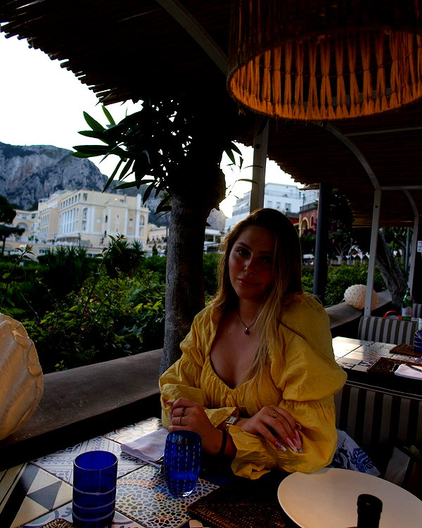 yana_esa instagram image archive image