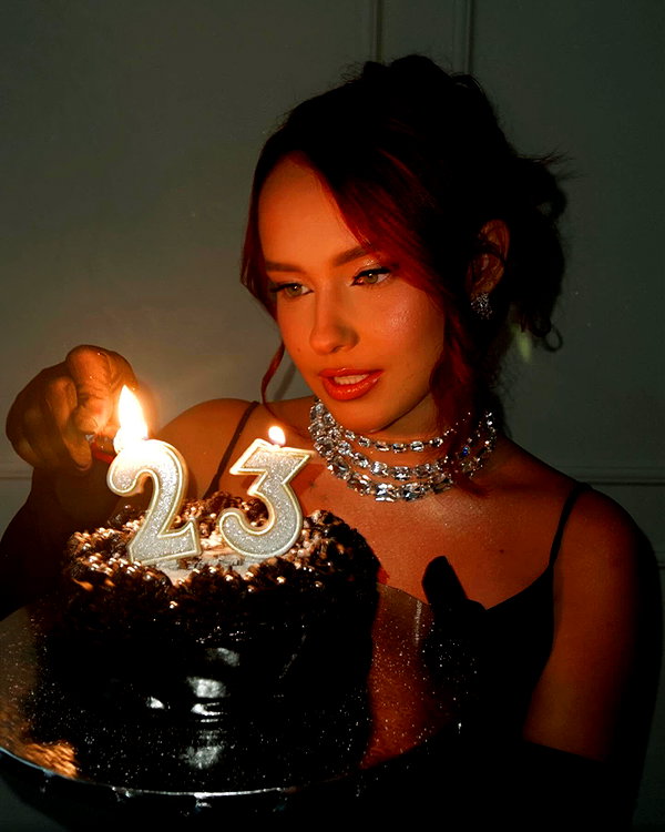 yana_sib4 instagram image archive image