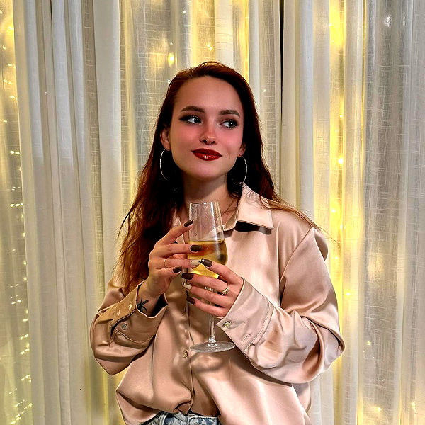 yana_sib4 instagram image archive image