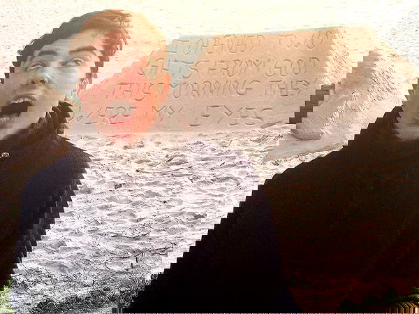 yannaidebeer yannaidebeer archive image