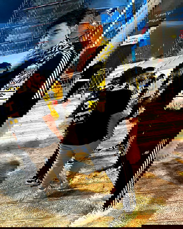 yannaidebeer yannaidebeer archive image