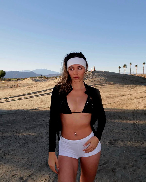 yazgolden instagram image archive image