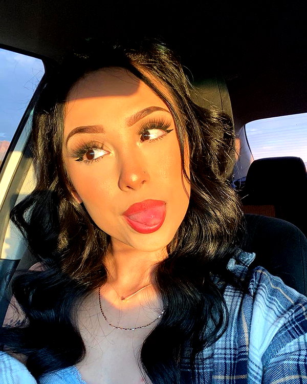 yenichaxx.407 instagram image archive image