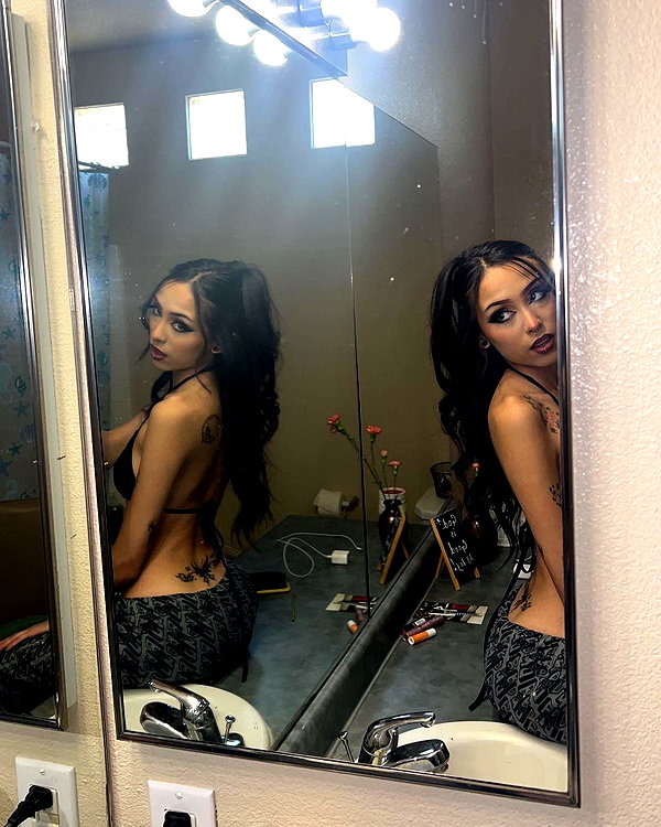 yenichaxx.407 instagram image archive image