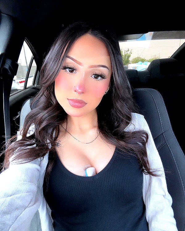 yenichaxx.407 instagram image archive image