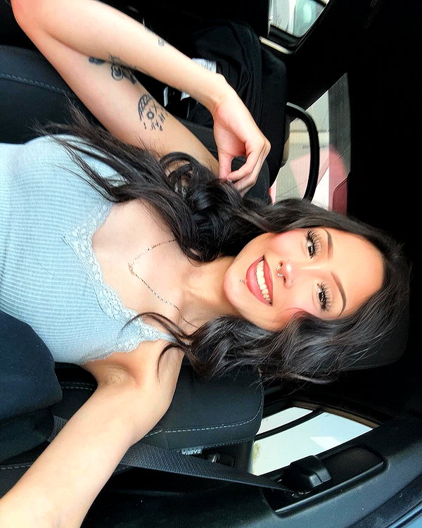 yenichaxx.407 instagram image archive image