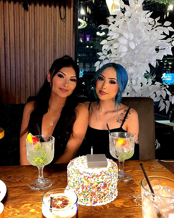 yenichaxx.407 instagram image archive image