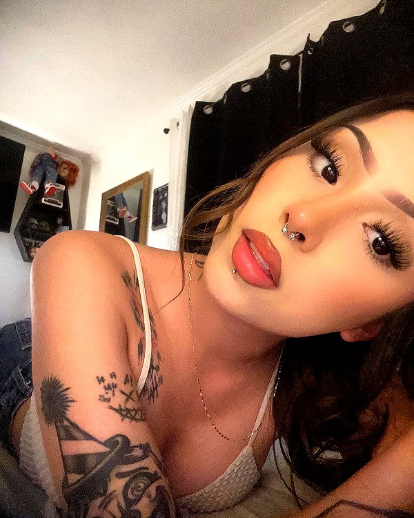 yenichaxx.407 instagram image archive image