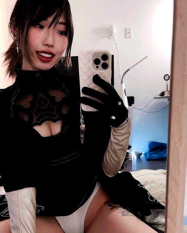 yinsdere instagram image archive image