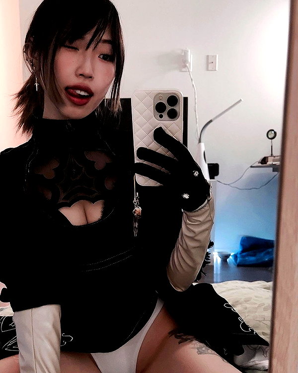 yinsdere instagram image archive image