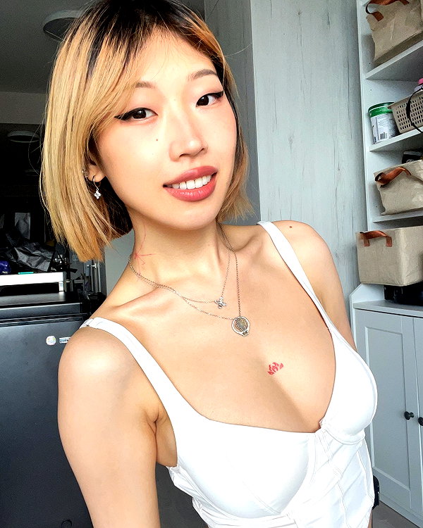 yinsdere instagram image archive image