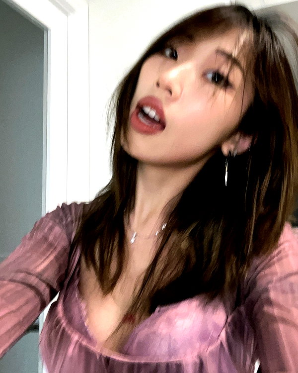 yinsdere instagram image archive image