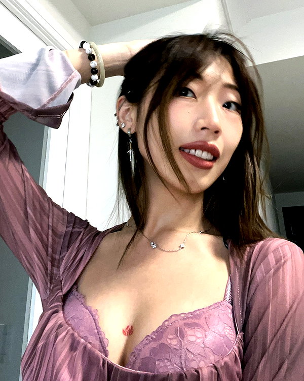 yinsdere instagram image archive image