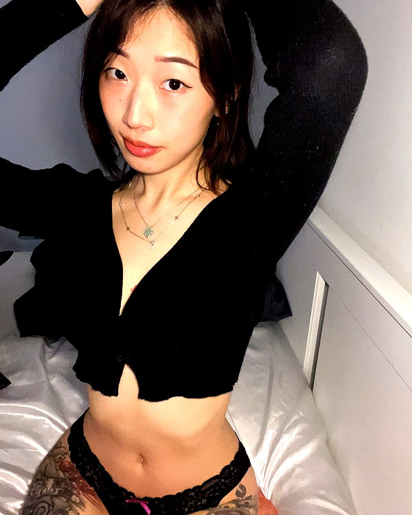 yinsdere instagram image archive image