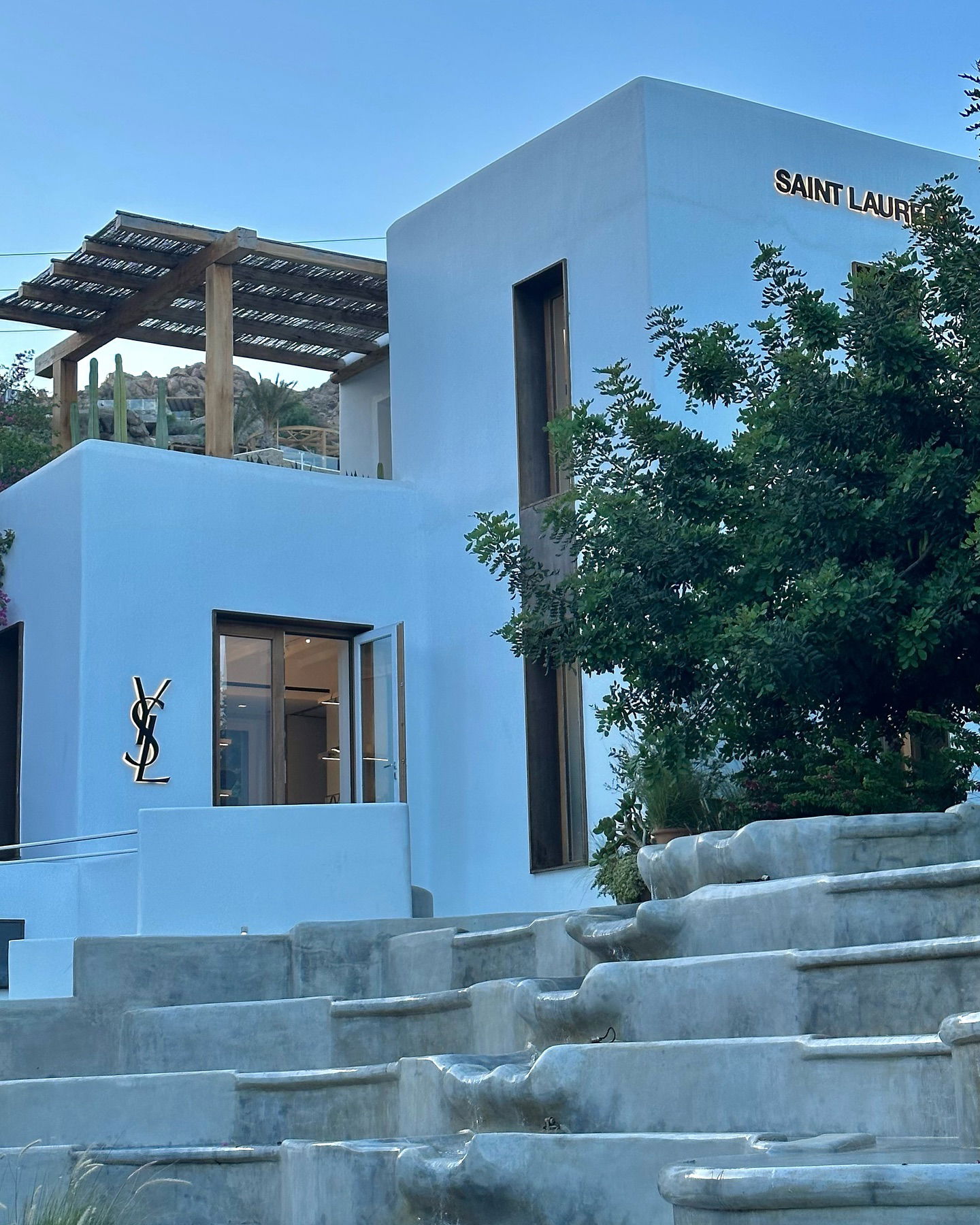 yuli.cohenn instagram image archive image