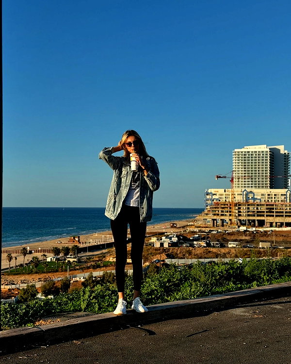 yulia_l1 instagram image archive image
