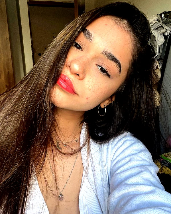 yulialam__ instagram image archive image