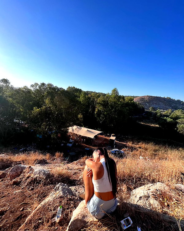 yulialam__ instagram image archive image
