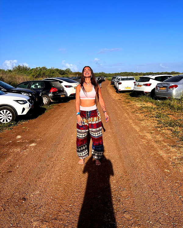 yulialam__ instagram image archive image